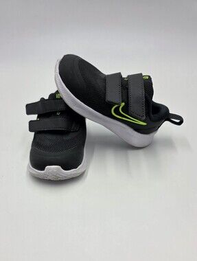 Nike toddler Star Runner 3 sneakers size 6